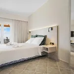 Momento Aparthotel