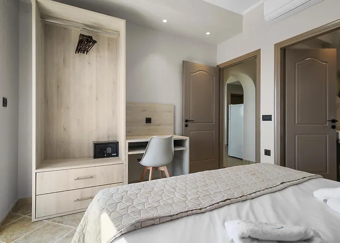 Aparthotel Momento 4*