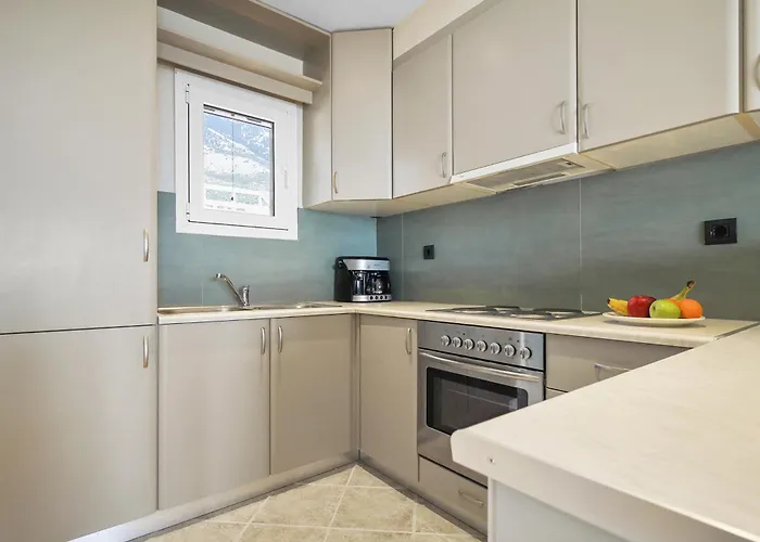 Momento Aparthotel 4*