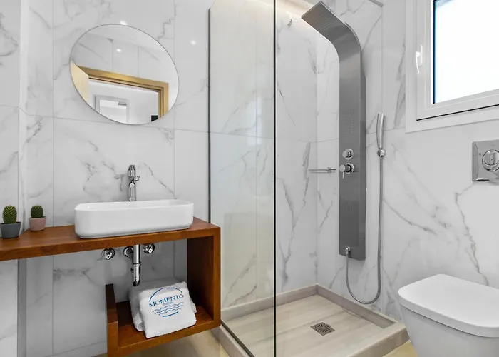 Momento Aparthotel 4*