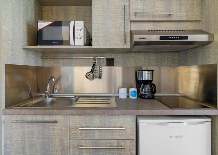 Aparthotel Momento 4*