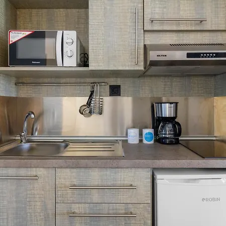 Aparthotel Momento 4*