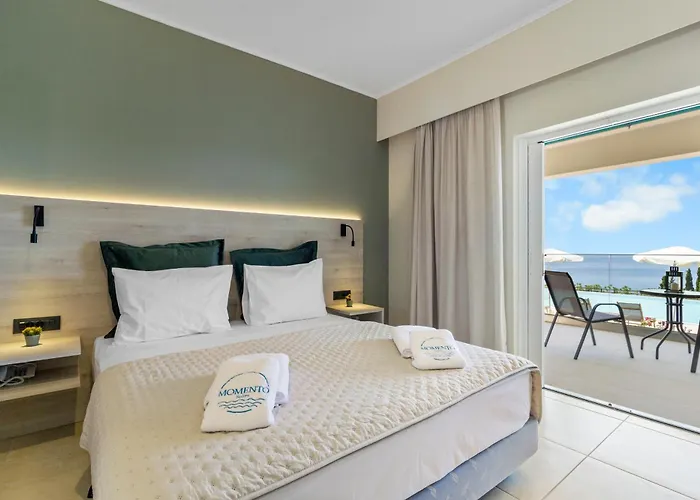 Momento Aparthotel Vlachata